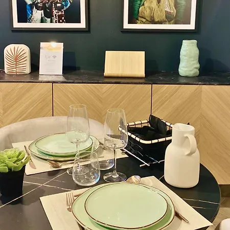 L'aurore Berbere, Hypercentre De Rouen, Au Calme Daire